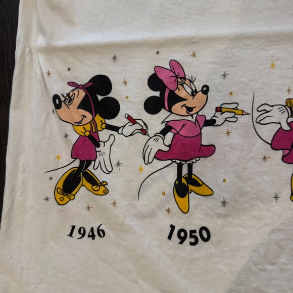 Vintage 80s Disney Minnie Through the Years Tee, Size small / medium - Picture 9 of 12